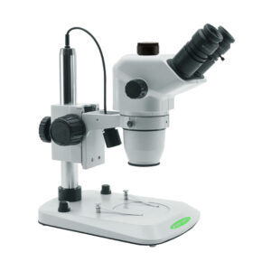 Microscopio Stereo Zoom a testata trinoculare
